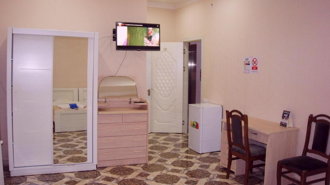 Elite Lux Hotel Tbilissi Extérieur photo